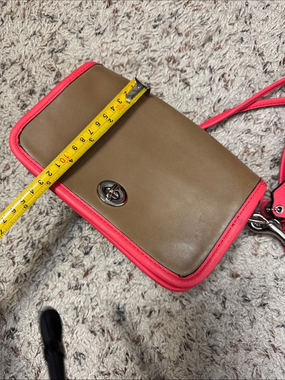 Coach legacy archive crossbody purse bag tab and bright pink leather - Picture 9 of 11